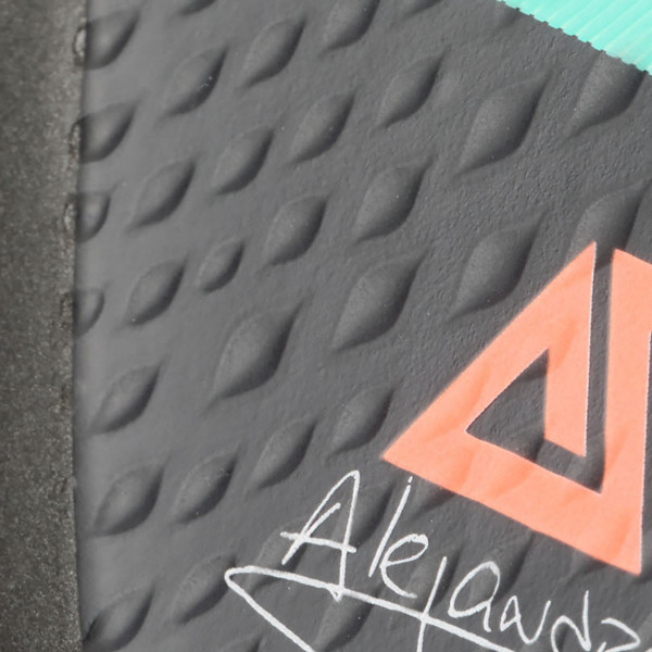 pala-bullpadel-hack-woman-19 alejandra salazar